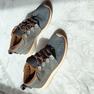 Nike Green Brown Tan Men's Sneakers
